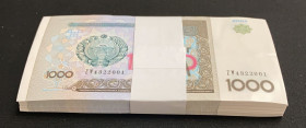 Uzbekistan, 1.000 Sum, 2001, UNC, p82, BUNDLE
(Total 100 consecutive banknotes)
Estimate: USD 25-50