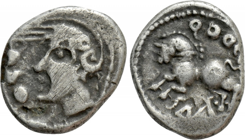 WESTERN EUROPE. Central Gaul. Sequani. Quinarius (1st century BC). 

Obv: Q • ...