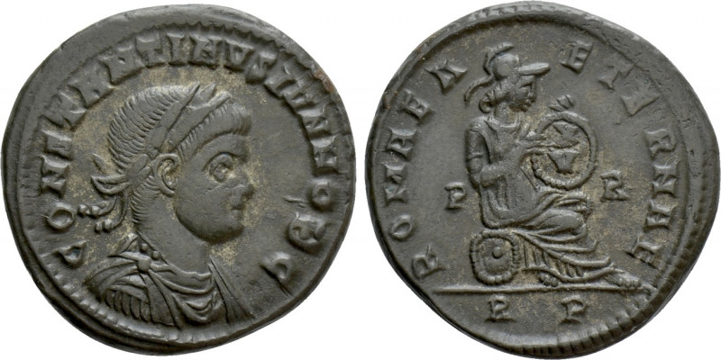 CONSTANTINE II (Caesar, 316-337). Follis. Rome. 

Obv: CONSTANTINVS IVN NOB C....