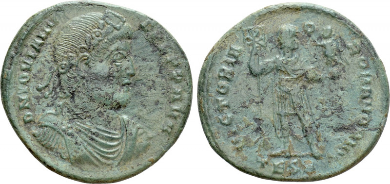 JOVIAN (363-364). Ae. Thessalonica. 

Obv: D N IOVIANVS P F P P AVG. 
Diademe...