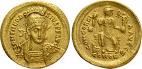 THEODOSIUS II (402-450). GOLD Solidus. Constantinople