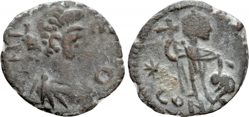 LEO I (457-473). Ae. Constantinople. 

Obv: D N LEO. 
Diademed, draped and cu...