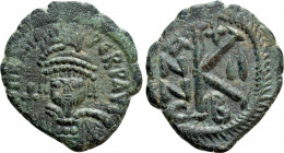 HERACLIUS (610-641). Half Follis. Cyzicus. Dated RY 2 (611/2)