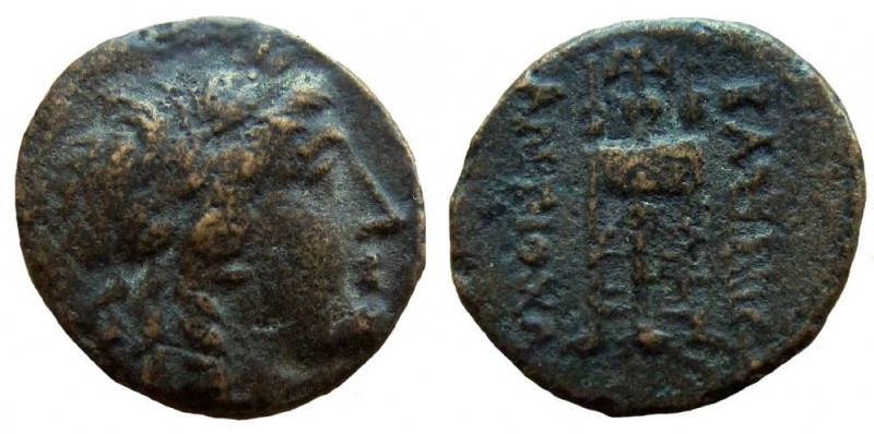 Seleukid Kingdom. Antiochos II Theos, 261–246 BC. AE 15 mm. Sardes mint.

Obve...