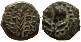 Judean Kingdom. John Hyrcanus I, 134 - 104 BC. AE Half Prutah.10 mm.