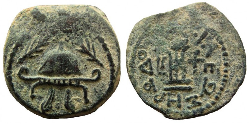 Judaea. Herod the Great, 40-4 BC. AE 8 Prutot.

Dated year 3, 38-37 BC.
Obver...