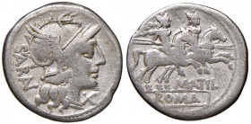 Atilia - Atilius Saranus - Denario (155 a.C.) Testa di Roma a d. - R/ La Vittoria su biga a d. - B. 1; Cr. 199/1a AG (g 3,44)
MB