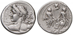 Caesia - Lucius Caesius - Denario (112-111 a.C.) Busto di Apollo Vejove a s. - R/ Gli dei Lari seduti a d. - B. 1; Cr. 298/1 AG (g 3,80)
MB