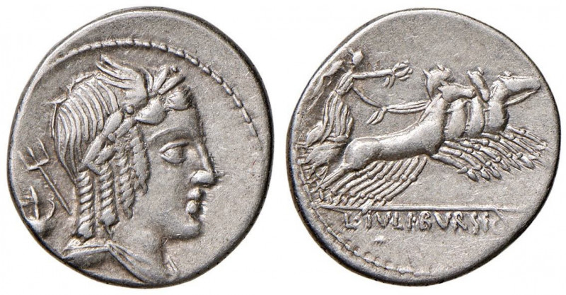 Julia - L. Julius Bursio - Denario (85 a.C.) Testa di Apollo a d. - R/ La Vittor...