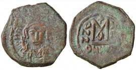 BISANZIO Maurizio Tiberio (578-582) Follis A. ? (Nicomedia) Busto coronato di fronte - R/ Valore - Sear 512 AE (g 11,38)
BB+