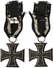 GERMANIA Medaglia 1914 Croce di Ferro (g 24,30 - Ø 45 mm) Con nastrino un po’ rovinato e spillo prussiano
BB/SPL