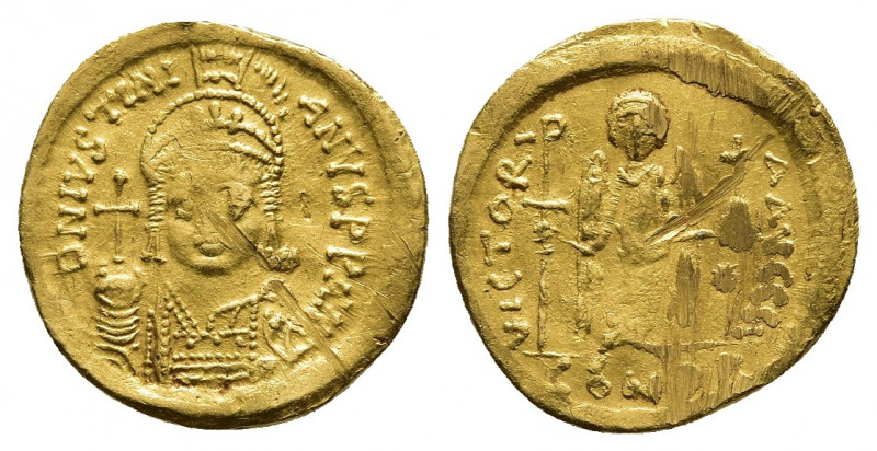 JUSTINIAN I (527-565). GOLD Solidus. Constantinople
Obv: D N IVSTINIANVS P P AV...