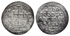 LEO III THE "ISAURIAN", with CONSTANTINE V (717-741). Miliaresion. Constantinople.
Obv: IhSVS XRISTVS nICA.
Cross potent set on three steps.
Rev: L...