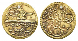 OTTOMAN EMPIRE. Mustafa III (AH 1171-1187 / AD 1757-1774). GOLD Zeri Mahbub. Istanbul. AH 1171 (AD 1767/8).
Obv: Legend.
Rev: Legend.
ICV 3357.
Co...