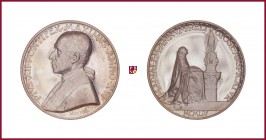 Vatican, Pius XII (1939-1958), silver medal, 1953(1954), 34,49 g Ag, 44 mm, opus: A. Mistruzzi, Opening of Saint Mary Year, bust left/pope, kneeling r...