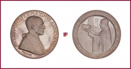 Vatican, Pius XII (1939-1958), silver medal, 1954, 36,50 g Ag, 44 mm, opus: A. Mistruzzi, Coronation of Virgin and Virgin’s Year end, bust right/pope ...