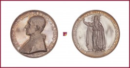 Vatican, Pius XII (1939-1958), silver medal, 1956, 35,09 g Ag, 44 mm, opus: A. Mistruzzi, Innocent’s XI Beatification, bust left/Innocent’s XI figure,...