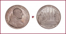 Vatican, John XXIII (1958-1963), silver medal, 1960, 40,20 g Ag, 44 mm, opus: A. Mistruzzi, The Consecration of New Missionary Bishops, bust right/pop...