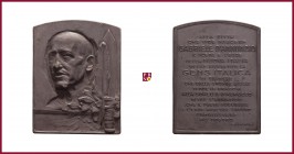 Italy, Gabriele d’Annunzio (1863-1938), poet, politician, patriot, plaquette in white metal, (1922), 71,06, 58x45 mm, opus: A. Donzelli (Milan), To a ...