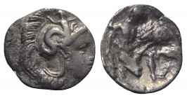 Southern Apulia, Tarentum, c. 380-325 BC. AR Diobol (11mm, 1.24g, 3h). Head of Athena r., wearing crested helmet decorated with Skylla. R/ Herakles kn...