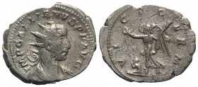 Gallienus (253-268). Antoninianus (23mm, 4.33g, 12h). Mediolanum, AD 257. Radiate and cuirassed bust r. R/ Victory advancing l., holding wreath and pa...
