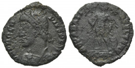 Procopius (Usurper, 365-366). Æ (19mm, 2.22g, 6h). Heraclea. Pearl-diademed, draped and cuirassed bust l. R/ Procopius standing facing, head r., holdi...