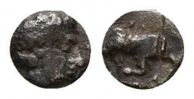 Greek Obol, Ca. 350-300 BC. AR.
Reference:
Condition: Very Fine

Weight: 0.1 gr
Diameter: 4 mm