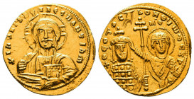 JOHN I TZIMISCES (969-976 AD). AV Solidus, Constantinopolis.
Obv. +IhSXISReX ReGNANTIhM, Nimbate bust of Christ facing, raising hand in benediction a...
