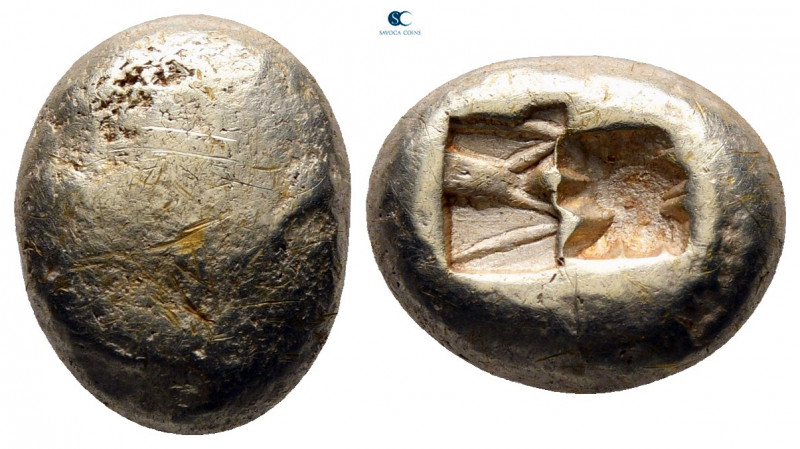 Ionia. Uncertain mint circa 650-600 BC.
EL Trite (1/3 Stater)

11 mm, 4,70 g...