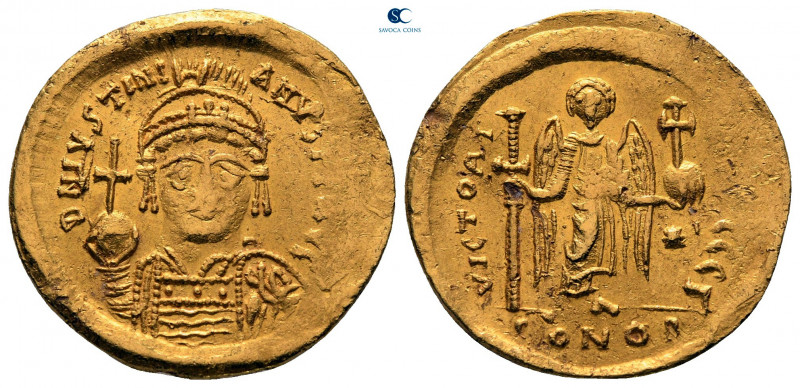 Justinian I AD 527-565. Constantinople. 3rd officina
Solidus AV

21 mm, 4,49 ...