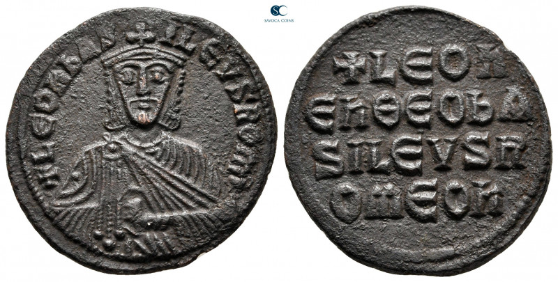 Leo VI the Wise AD 886-912. Constantinople
Follis or 40 Nummi Æ

26 mm, 6,93 ...