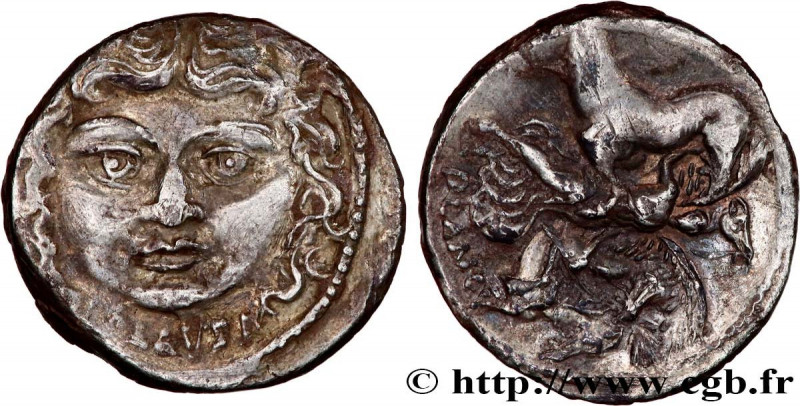 PLAUTIA
Type : Denier 
Date : 47 AC. 
Mint name / Town : Rome 
Metal : silver 
M...