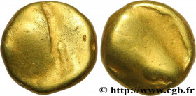 SENONES (Area of Sens)
Type : Statère globulaire ou flan de statère d’or 
Date : c. 100-80 AC. 
Metal : gold 
Diameter : 14  mm
Weight : 7,46  g.
Rari...