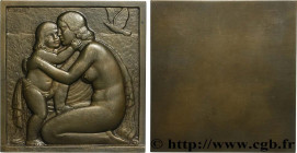 FAMILY, CHILHOOD
Type : Plaquette, La maternité par Lucien Gibert 
Date : n.d. 
Metal : bronze 
Diameter : 78,5  mm
Engraver : Lucien GIBERT (1904-198...