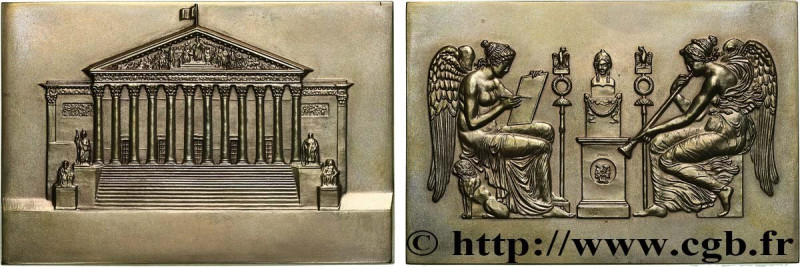 V REPUBLIC
Type : Plaquette, Assemblée Nationale 
Date : n.d. 
Metal : silver pl...