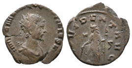 Quintillus AR Antoninianus 2,19gr. Rome, AD 270. IMP C M AVR CL QVINTILLVS AVG, radiate, draped and cuirassed bust right / PROVIDENT AVG, Providentia ...