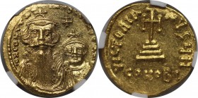 Byzantinische Münzen. Constans II Pogonatus (641-668 n. Chr.) mit Konstantin IV (654-685 n. Chr.). AV Solidus (4,48 g). Konstantinopel, 8. Officina, n...