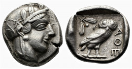 (Silver. 17,8g. 23 mm) ATTICA. Athens. Tetradrachm (Circa 454-404 BC). AR
Helmeted head of Athena right, with frontal eye.
Rev: AΘE./ Owl standing r...