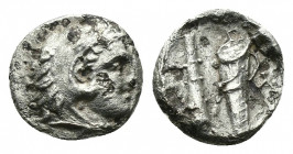 (Silver. 0.51g. 9mm) Kings of Macedon. Alexander III (336-323 BC). AE Obol. uncertain eastern mint.
Obv. Head of Herakles right, wearing lion skin.
...