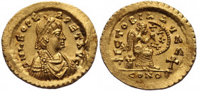 (Gold.2.27g. 18mm) LEO I (457-474). GOLD Semissis. Constantinople.
D N LEO PERPET AVG./Diademed, draped and cuirassed bust right.
Rev: VICTORIA AVGG...