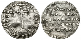 Constantin VII and Romanus I AD 920-944. Constantinople Miliaresion AR ( Silver. 2.10 g. 25 mm)
ObvŁ + IhSYS XRISTYS nICA, cross set on three steps s...