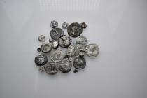 24 Greek and Roman silver coins (Silver, 49.00g)