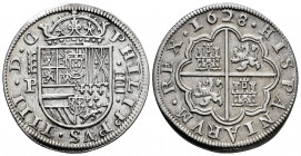 Philip IV (1621-1665). 4 reales. 1628. Segovia. P. (Cal-1165). Ag. 13,26 g. Five fleurs de lis in old Burgundy. Rare. Almost XF. Est...700,00. 

Spa...