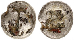 Lesbos, Mytilene .Diobol circa 500-450, AR.
Lesbos, Mytilene
Diobol circa 500-450, AR (1.26g.,10,1mm.) Two confronted boar heads. Rev. Incuse square p...