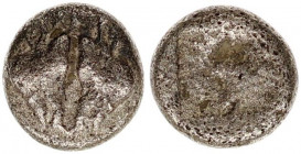 Lesbos. Mytilene 500-450 BC.Obol AR.
Lesbos. Mytilene 500-450 BC.Obol AR.
(9,5mm., 1,15g.)
Two confronted boar heads, above Î›Î• / Incuse square punch...