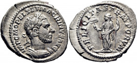Macrino. Denario. Casi EBC+. Acuñación centrada. Buen ejemplar. Atractiva