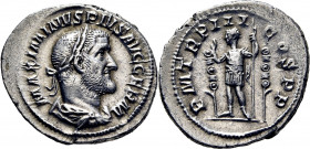 Maximino I. Denario. Casi EBC+. Tono. Buena acuñación centrada. Atractiva