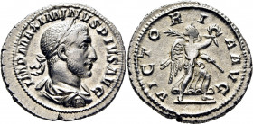 Maximino I. Denario. EBC+. Acuñación centrada. Buen anverso. Llamativo brillo