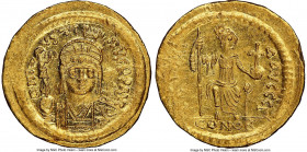 Justin II (AD 565-578). AV solidus (20mm, 4.48 gm, 5h). NGC MS 4/5 - 2/5, graffito, marks. Constantinople, 3rd officina. D N I-VSTI-NVS PP AVG, cuiras...