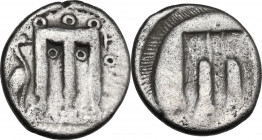 Greek Italy. Bruttium, Kroton. AR Stater, 480-430 BC. Obv. Tripod; to left, mash-bird. Rev. Incuse tripod. HN Italy 2104. AR. 7.48 g. 21.00 mm. About ...